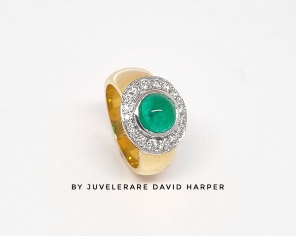 Emerald cabochon cut and diamond ring hand made in 18ct yellow and white gold by Juvelerare David Harper Stockholm.