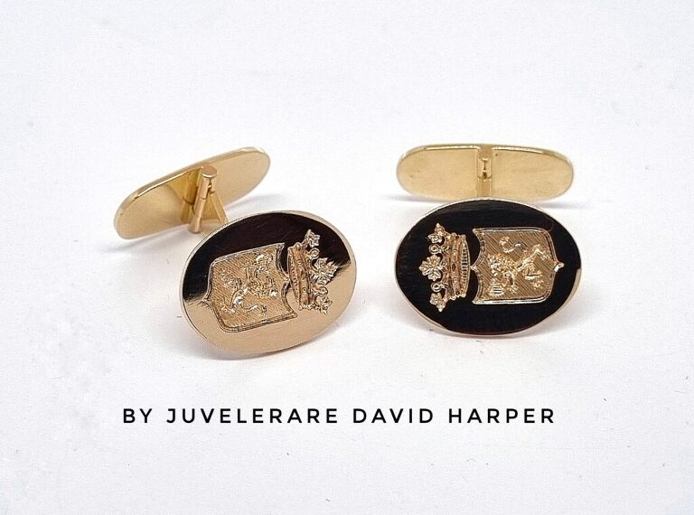 Family crest cufflinks hand made in18ct red gold and hand engraved with the family crest. By Juvelerare David Harper Stockholm.